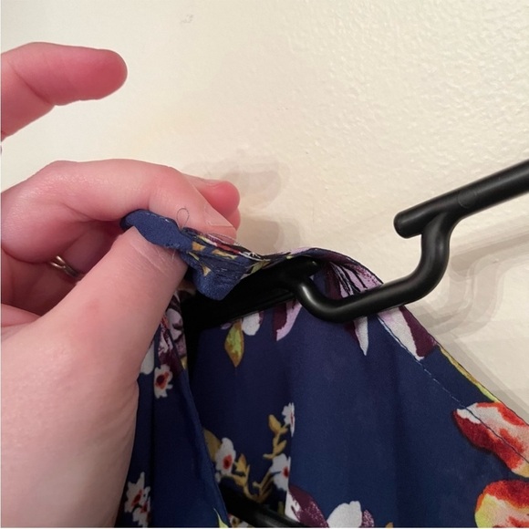 Torrid Floral Blouse Top 5X - Picture 4 of 8